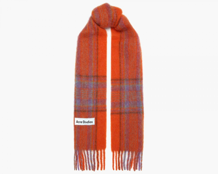 Яркие аксессуары осенне-зимнего сезона: цветные шапки, шарфы, варежки и перчатки