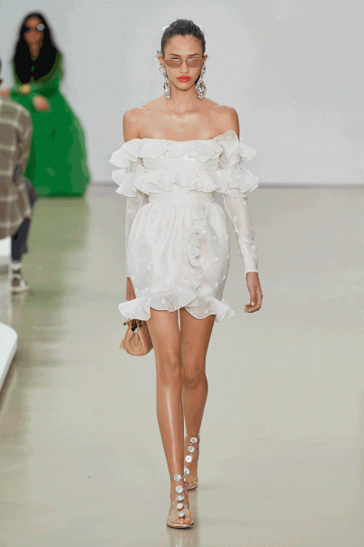 Кортни Кардашьян: отдел моды Vogue выбирает свадебное платье для звезды