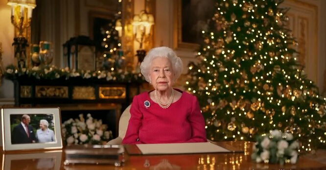 «В глазах мужа был озорной огонь»: трогательная рождественская речь Елизаветы II