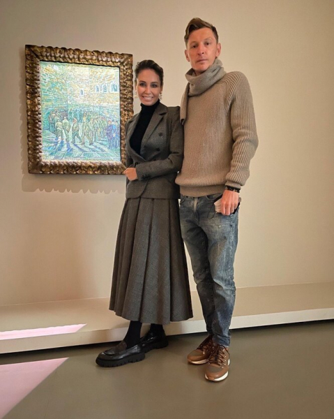 «Повод признаться в любви»: Ляйсан Утяшева показала пикантные фото с мужем